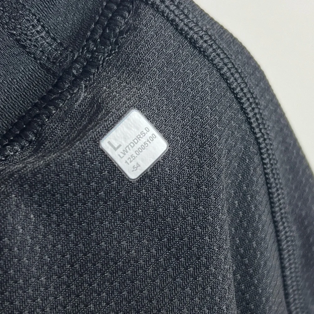 Lululemon NWOT Fast and Free High-Rise Classic-Fit Split Short 3" Black - Picture 7 of 8